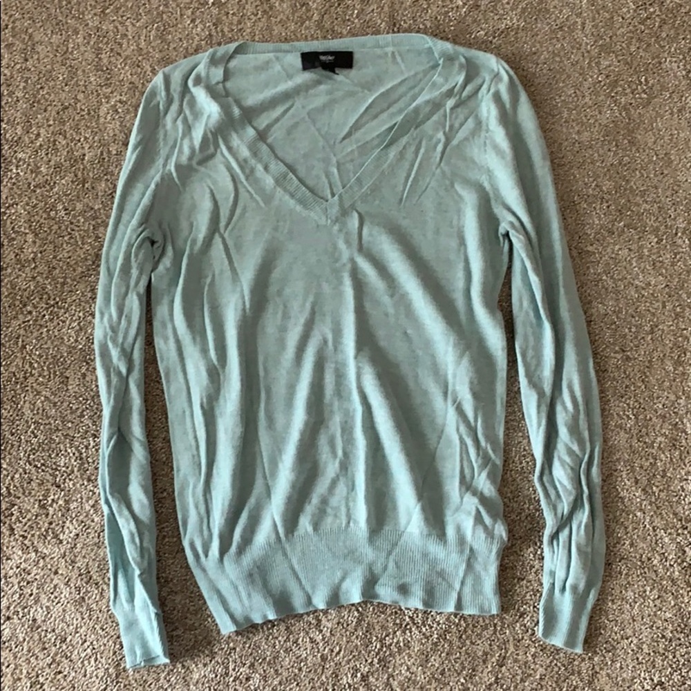 V-neck sweater - light blue
